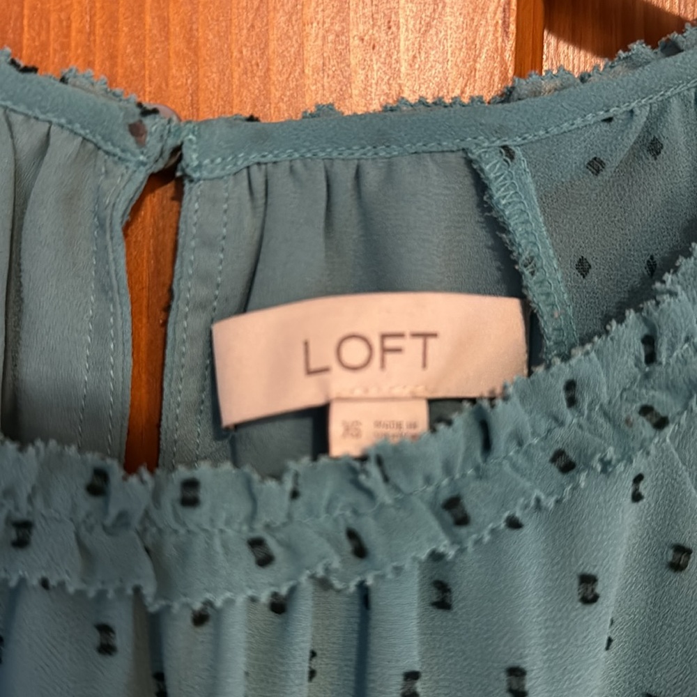 LOFT Ruffle Sleeve top XS Xsmall - Picture 2 of 5